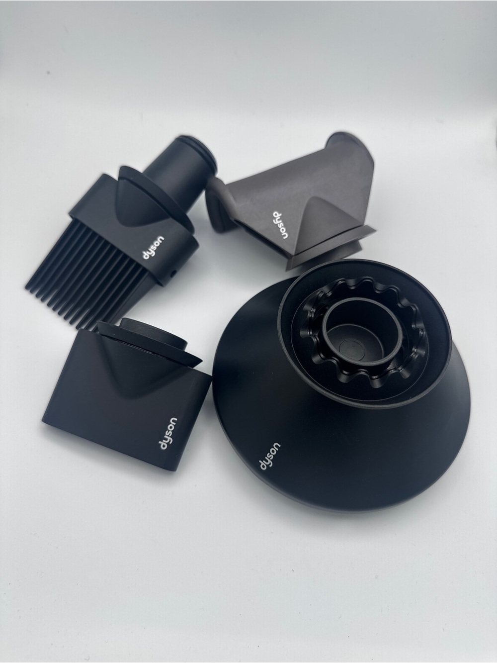 Dyson Supersonic Black Hair Dryer Attachment Set Connection Attached